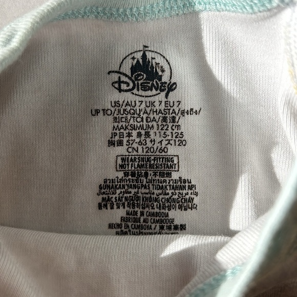 Disney Wish Star Pajama Set Kids 2 piece shorts and T-shirts size 7 yellow - Picture 3 of 6